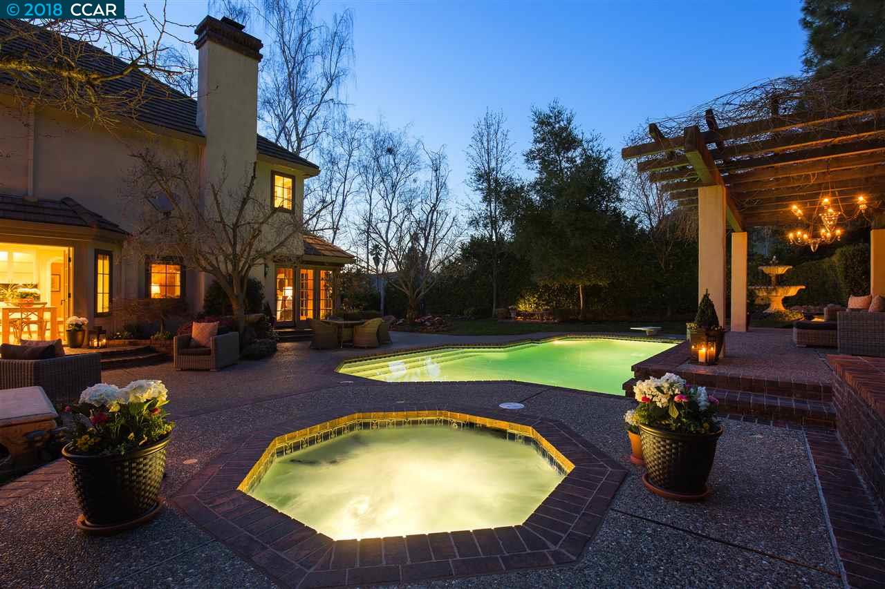 2389 Saddleback Dr, Danville, CA 94506